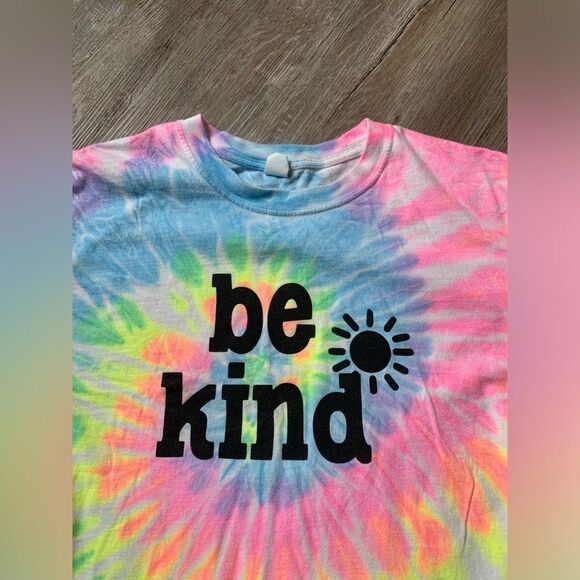 Be Kind Sunshine Tie Dye Groovy Hippie Retro Multi Color Graphic T-shirt Size M - Picture 4 of 6